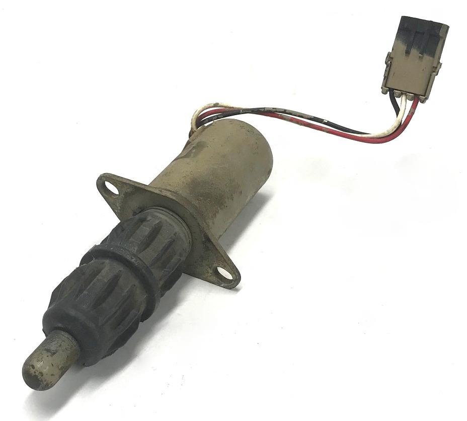 9M-123 | 9M-123  M939A2 24 Volt Electric Fuel Shut Off Switch (4) Used.jpg