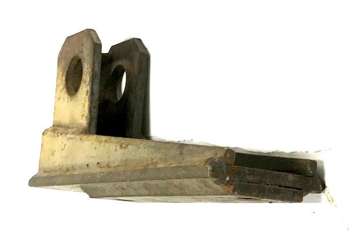 All-5205 | All-5205  M880 Dodge Pickup truck Series Towbar Adapter (4)(USED).jpg
